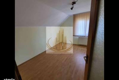 Casă spațioasă, versatilă – ideală pentru firmă sau locuință - 3