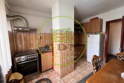 Apartament 3 camere, decomandat, cartier Rovine, zona liceul Tudor Arghezi - 8
