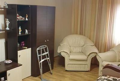 Apartament cu 2 camere semidecomandat în Apollo