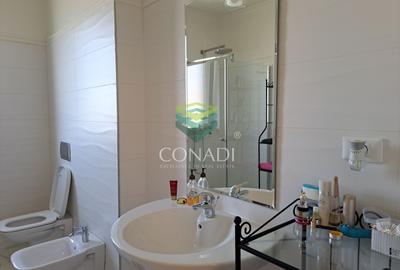 Otopeni- central, vila cu 5 camere de vanzare,  230 mp - 9