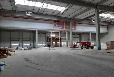 Spatiu Industrial - 2100 mp - Logistica - Productie - Depozitare - Distributie - 11