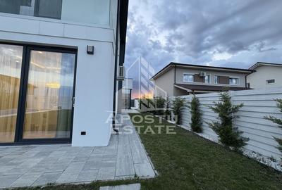 Vila de lux cu piscina incalzita de vanzare in Mosnita Noua | 4 camere - 31
