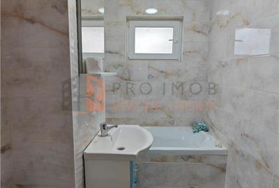 Apartament 3 camere cf 1 semidecomandat zona Micro 3 - 6