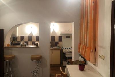 Ap la casă, curte comună, 1 cameră, 40mp, Odobescu! - 1