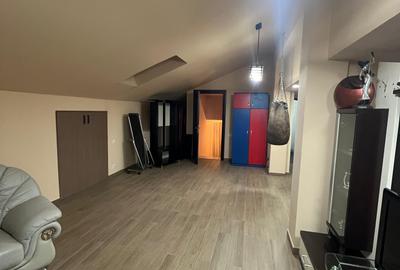 Vanzare Casa/Villa 6 camere 3 bai 3 wc -uri Dobroiesti 0% Comision - 40