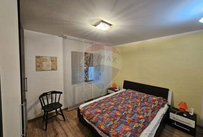 Casă solidă din cărămidă, mobilată, garaj, teren generos – Tarcău - 45