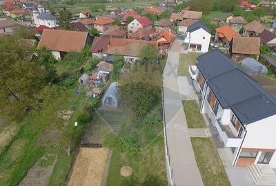 Duplex, 160mp, garaj, complex privat, toate utilitatile, asfalt, com 0 - 5