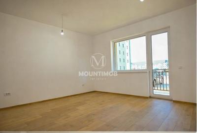 Apartament cu 3 camere în Tractorul