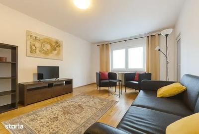 Apartament cu 3 camere decomandat, mobilat în Băneasa
