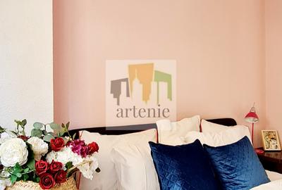 Apartament cu 2 camere semidecomandat, mobilat în Tineretului