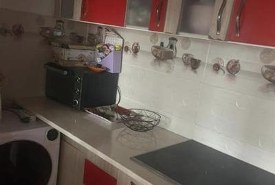 Garsoniera, Etaj 2, apropiere Podu Ros - 1