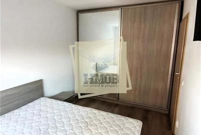 Apartament cu 3 camere semidecomandat, mobilat în Aeroport