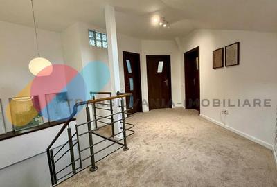 Apartament 3 camere, zona Centrala, in casă pe 2 niveluri - 3