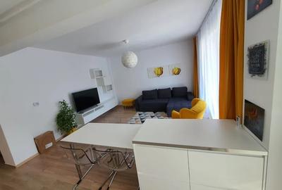 Apartament cu 3 camere zona - 2