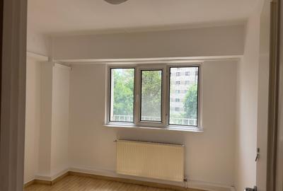 Apartament Calea 13 Septembrie colt cu Str:Sabinelor - 10