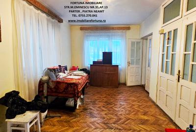 Casa tip duplex cu garaj, beci si crama, zona carrefour- Piatra Neamt - 1