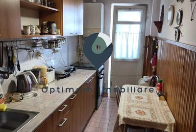 Apartament cu 3 camere in Manastur, etaj intermediar, zona Petrom ! - 2