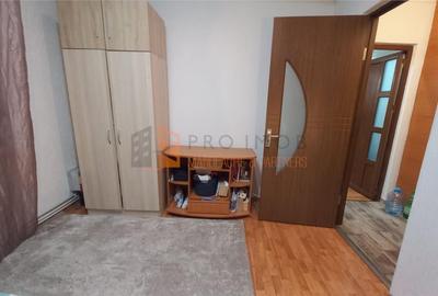 Apartament 2 camere cf 1 semidecomandat zona Micro 3 - 6