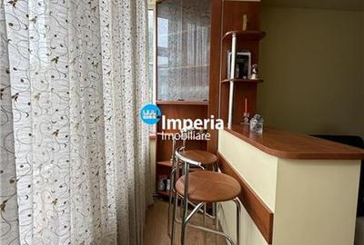 Apartament 4 cam, semi - decomandat, de vanzare zona Tatarasi - Dispecer - 3