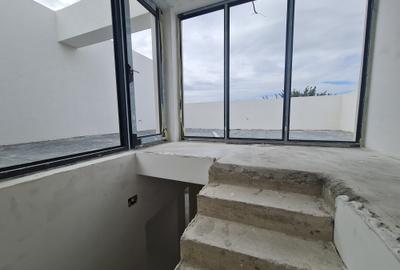 Casă cu 4 camere în Sud