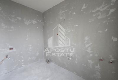 Jumatate de duplex pe parter cu 4 camere si 2 bai, Sag - 10