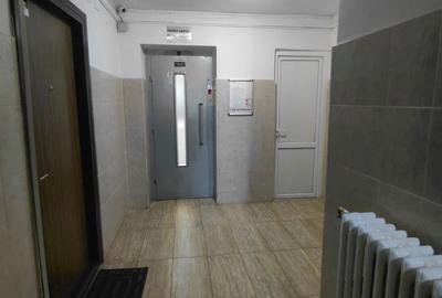 Masina de Paine(Obor),2 camere ,etaj 7/10, - 12