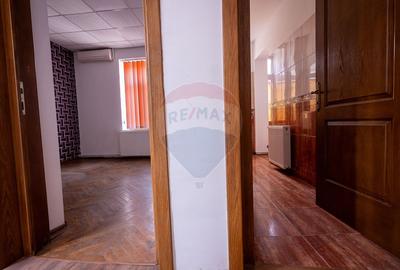 Vila de vanzare in zona peninsulara Constanta - 35