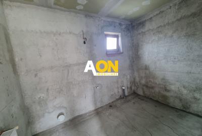 De vanzare casa 6 camere, S+P+M, 900mp teren, Cetate - 15