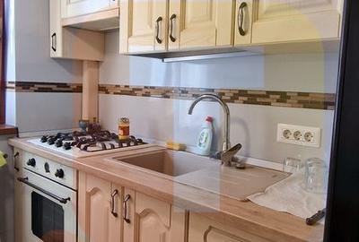 Apartament 2 camere decomandat – zona Tic Tac, Dărmănești – mobilat, renovat - 3