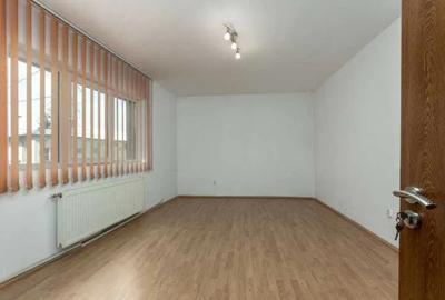 Apartament 3 Camere,Unirii,Metrou,Decomandat,Centrala Gaz Propie,et 1/3 - 2