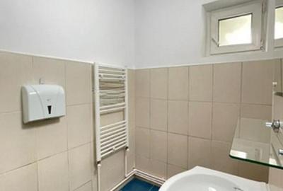 Cazino - Hotel Palace, spatiu ideal birouri, 90 mp., 5 camere. - 19