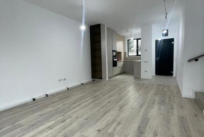 Casă cu 4 camere în Nord