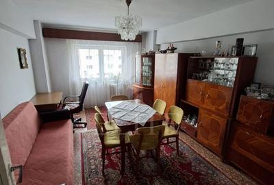 Apartament 4 camere în zona CALEA FLORESTI - 19