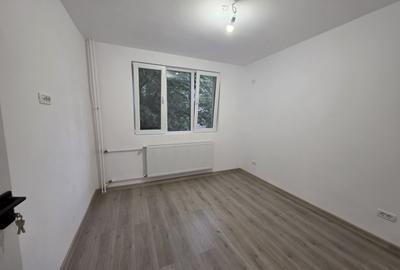 Baba Novac,1 0 minute metrou Dristor sau Piata Muncii, Sectia 12, 2 balcoane - 5