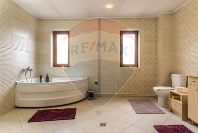 Casa cu 6 camere de vanzare, zona Centrala, Huedin - 16
