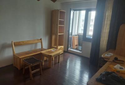 Ofer foto pe whatsapp.  Garsoniera decenta (r) 250 +250 - 1