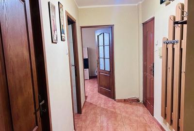 Apartament cun 2 camere decomandat - Piata Sudului - 9