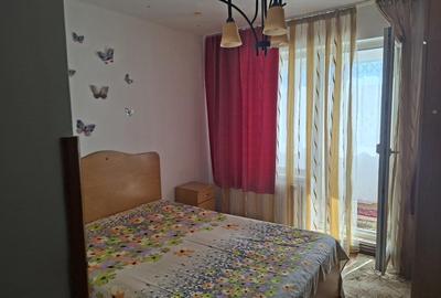 De inchiriat apartament cu 3 camere in Tudor - 4