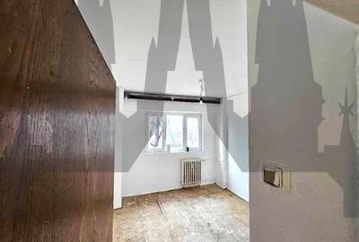 Apartament de vanzare in imobil dupa '80 cu loc de parcare in curte - 5
