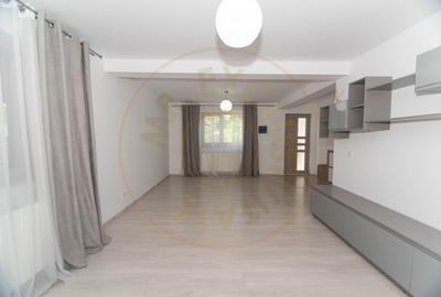 Casa cu 4 camere pe strada Campului, Pitesti - 2
