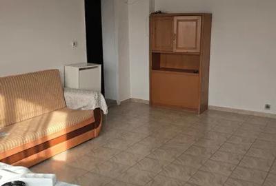 Garsonieră decomandată în Inel II