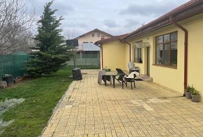 Casă cu 4 camere în Pipera