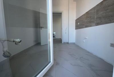 Garsonieră decomandată, 42 mp, predare la cheie - 2