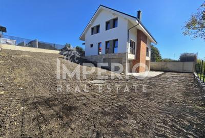 Casă individuală cu 5 camere în Chinteni