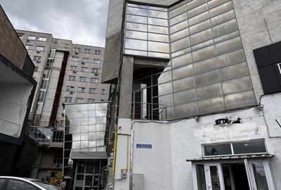 De vanzare CLADIRE CORPORATE – FOST SEDIU BANCAR - BRASOV - 2