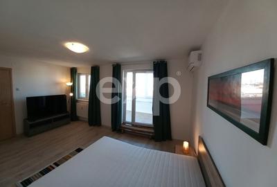 Garsonieră decomandată, mobilată în P-ța Victoriei