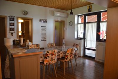 Casa de locuit 5 camere ,mobilata si utilata-Radila-Valea Calugareasca - 3
