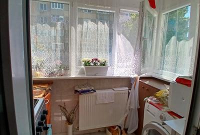 Apartament-3-camere-APARATORII-PATRIEI-LA-5-MINUTE-DE-METROU - 8