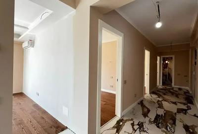 4 camere Unirii/ansamblu exclusivist/parcare dubla inclusa/ Comision 0 - 2