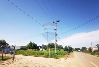 Oportunitate Investiție: Teren in Piscu, Ciolpani–Vizibilitate maxima - 2